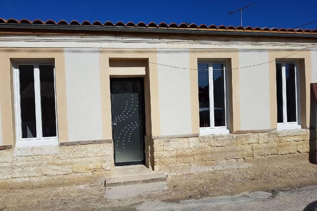 Maison Classee 2 Etoiles En Plein Coeur De Margaux Margaux-Cantenac Exterior foto